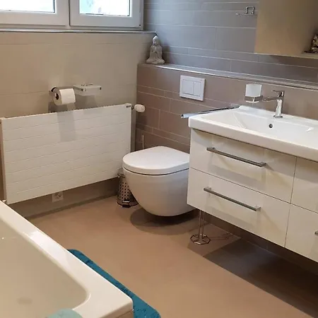 Διαμέρισμα Ahornwohnung, Ruhige Lage, Naehe Bahnhof Und Zentrum Buchs (St. Gallen)