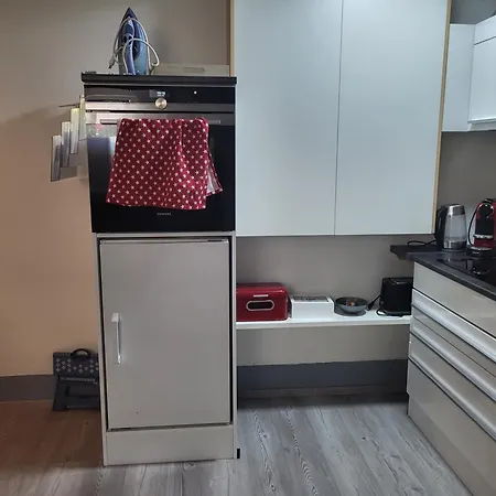 Apartment Ahornwohnung, Ruhige Lage, Nähe Bahnhof Und Zentrum *