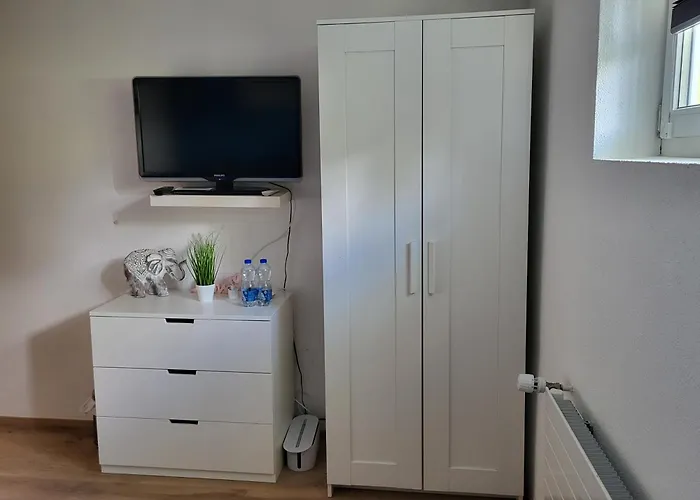 Lejlighed Ahornwohnung, Ruhige Lage, Naehe Bahnhof Und Zentrum Buchs (St. Gallen)