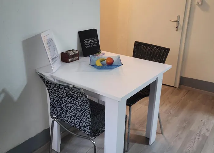 Apartamento Ahornwohnung, Ruhige Lage, Naehe Bahnhof Und Zentrum Buchs (St. Gallen)