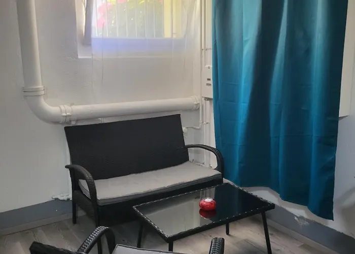 Ahornwohnung, Ruhige Lage, Naehe Bahnhof Und Zentrum Buchs (St. Gallen)